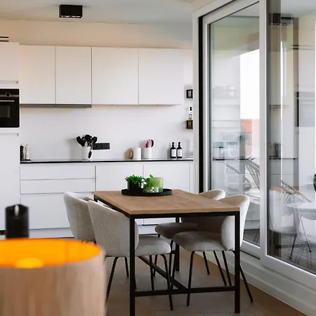 La Petite Foret Stylish Apartment